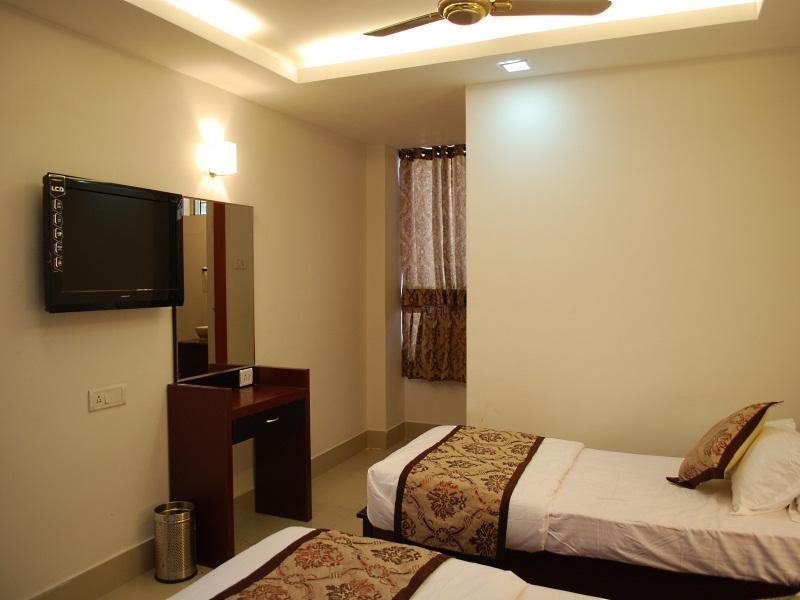 Hotel Elevens Inn Patna  Buitenkant foto