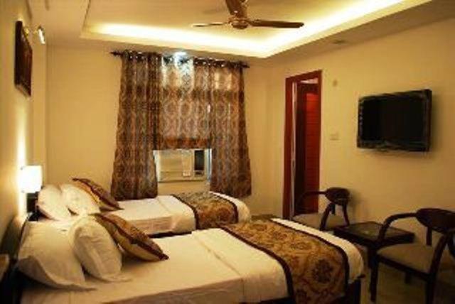 Hotel Elevens Inn Patna  Buitenkant foto